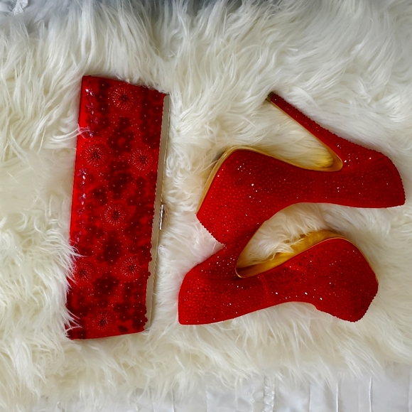 ADORE Clutch &Royal RED HIGHHEELS - Picture 2 of 11